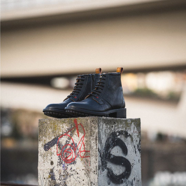 J-Derby Boot Black