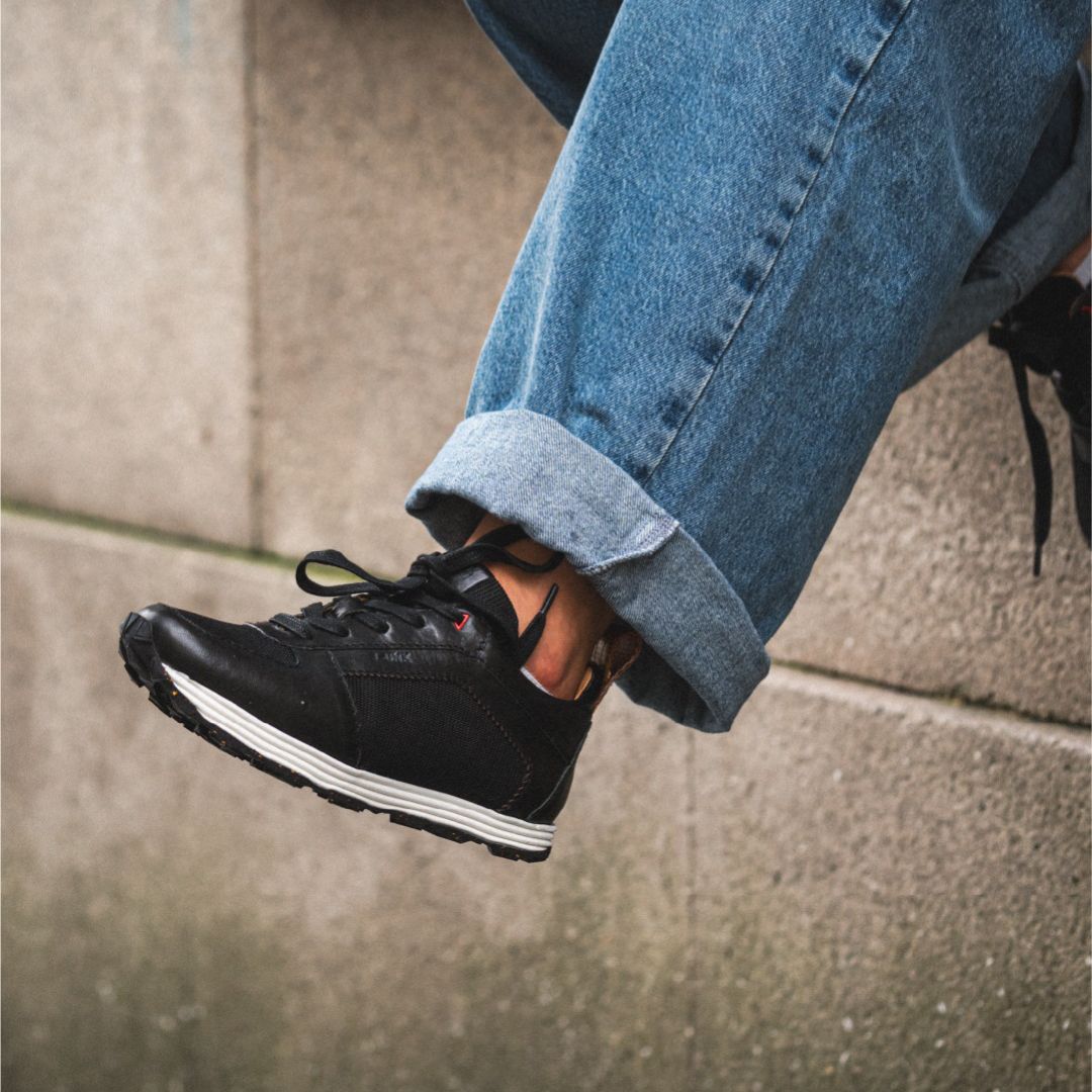 J-Trainer Black