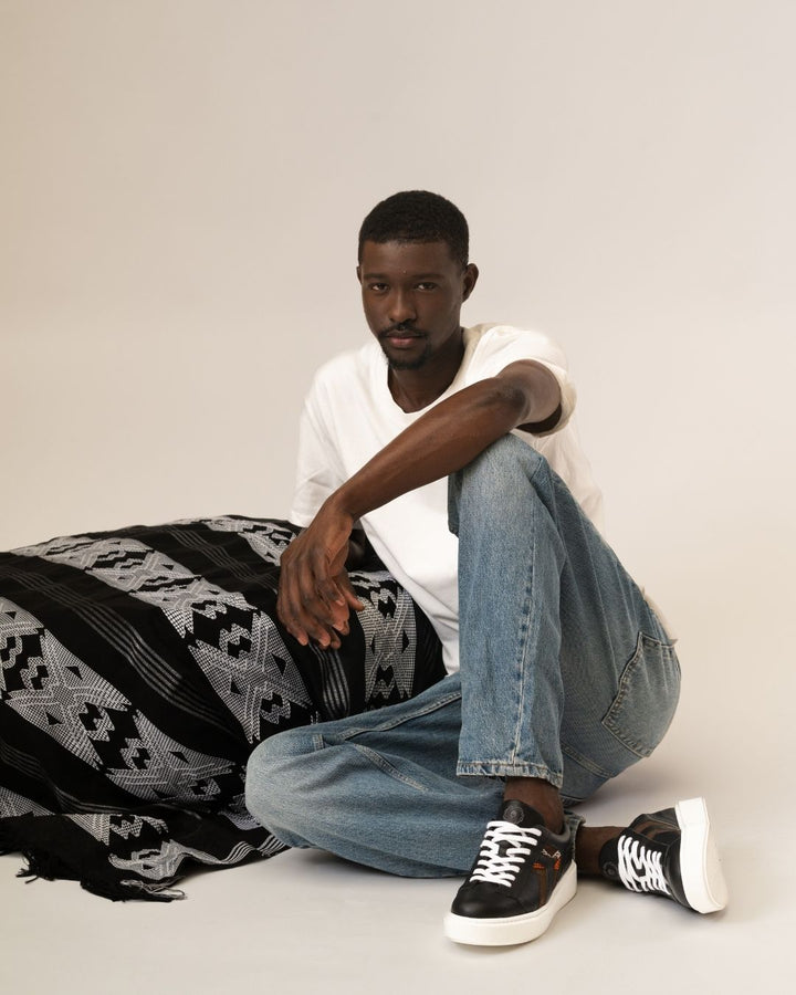 Abuja Black