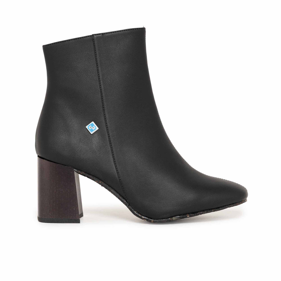 myANKLE MATT Black