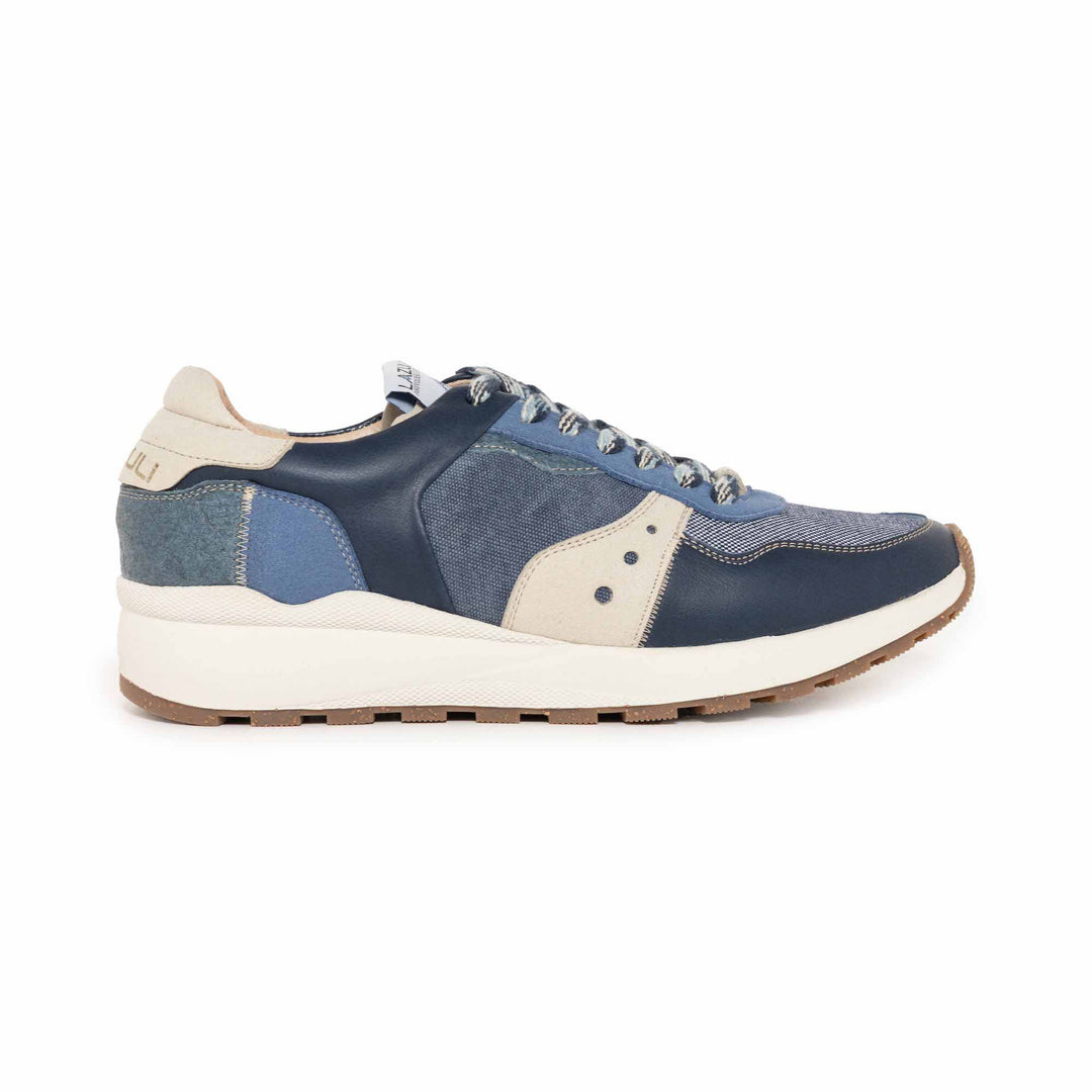 Whatsapp Giving 5000 Free Pair Of Shoes Adidas Giving Away 3000